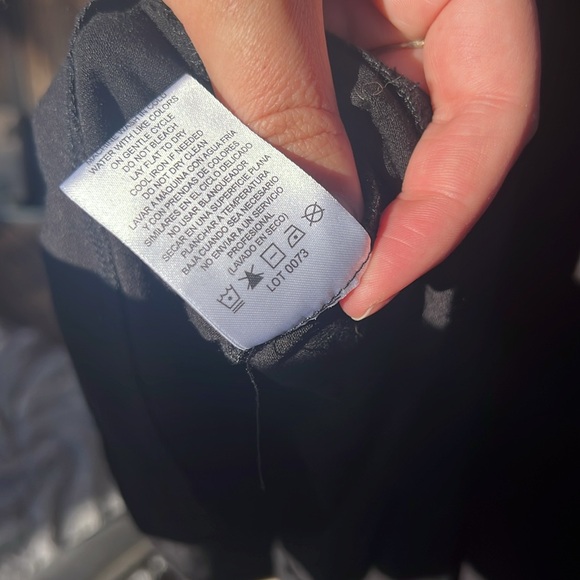 Hilary Radley Black Slinky Skirt in size Large, Tummy Control - Picture 9 of 9